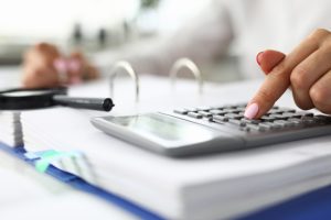 Three Benefits of a Payroll Specialist